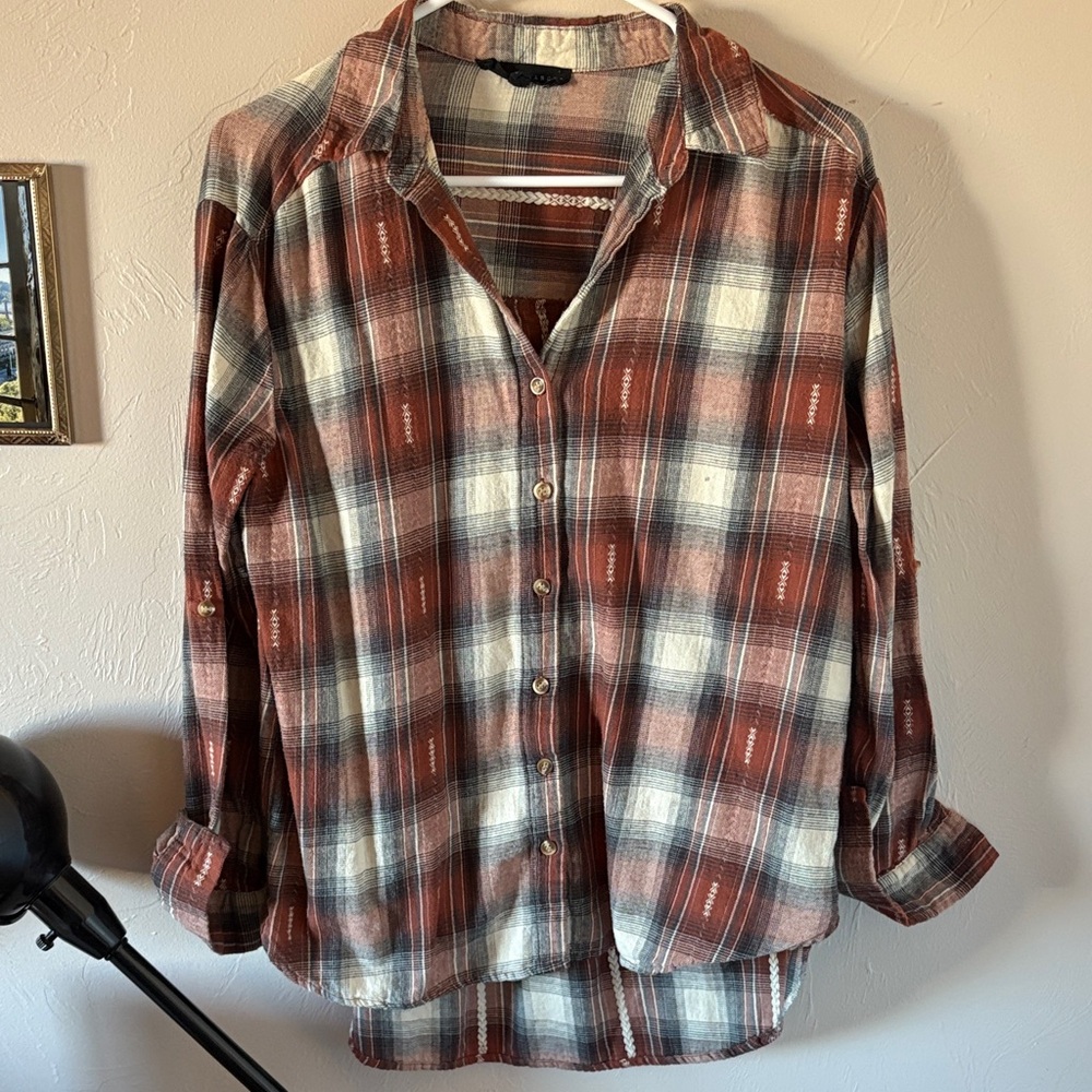 Jane & Delancey Button Down